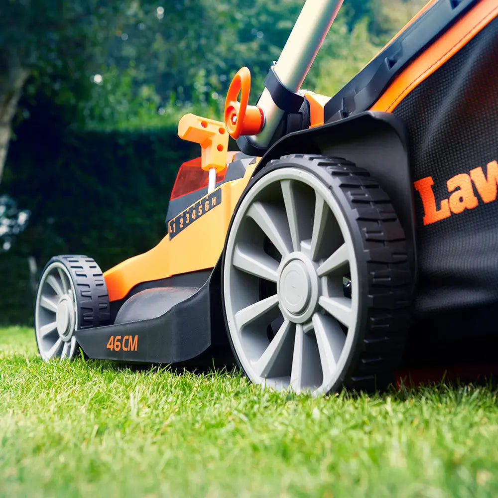 LawnMaster 46cm Lawn Mower has large wheels Irish Garden