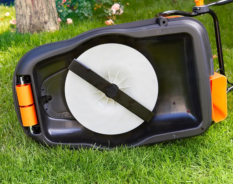 LawnMaster Double Sided Blade Hover Mower 36cm