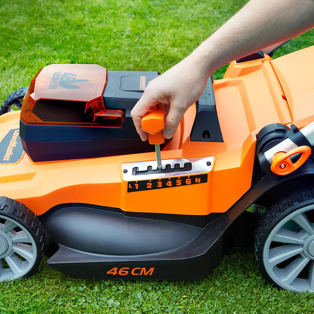 LawnMaster 48V 46cm Lawnmower with adjustable cutting height