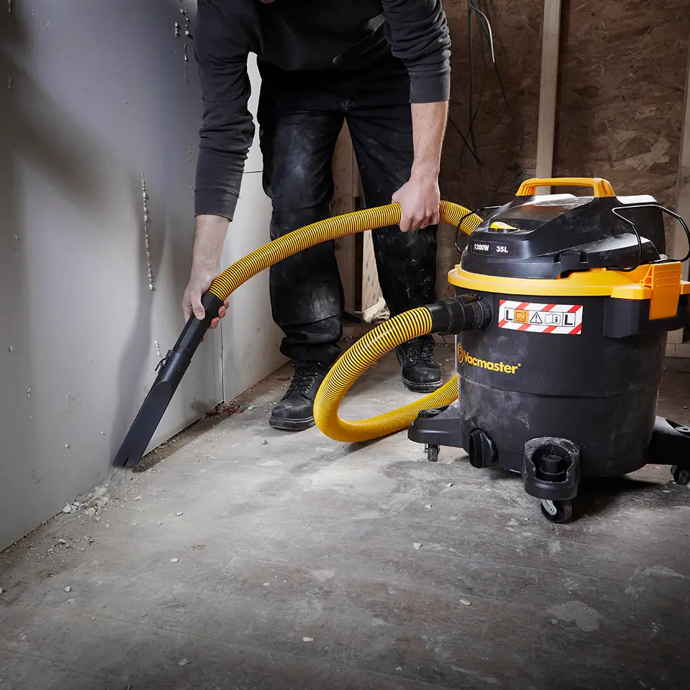 Dust Extractor WD L35 VJF1235PF-01LC with Crevice Attachments