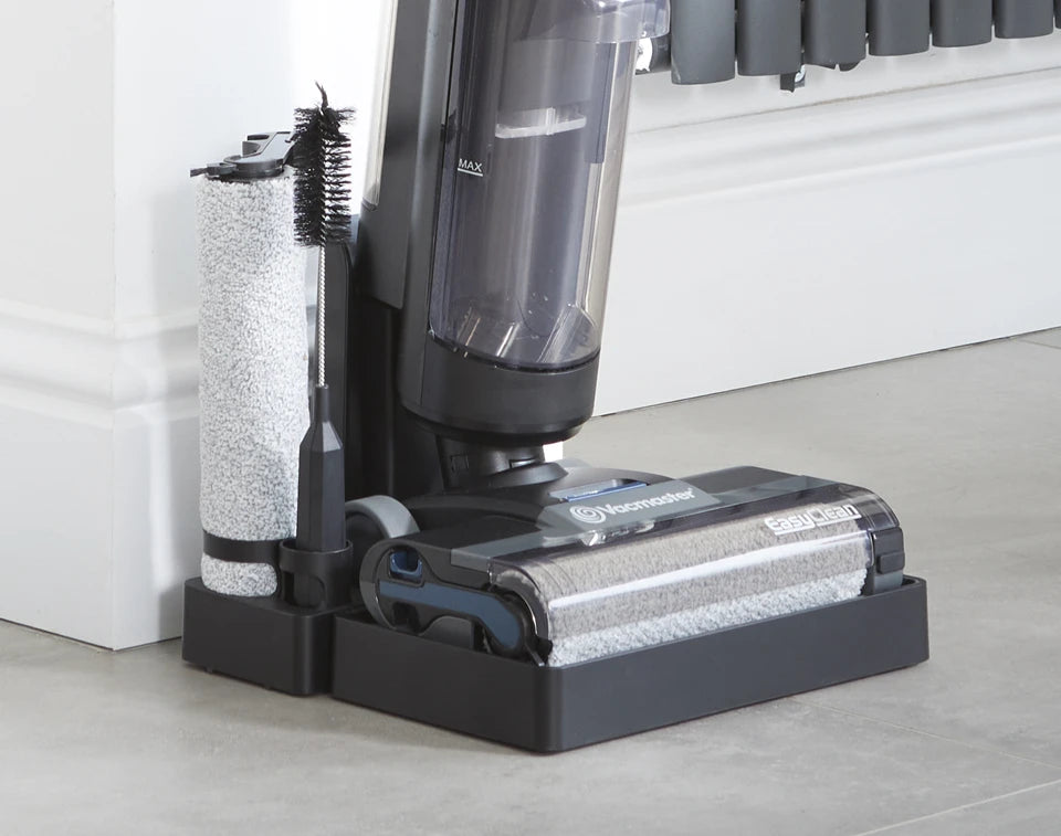 HA2203UK Vacmaster EasyClean HVA hard floor cleaner with spare roller