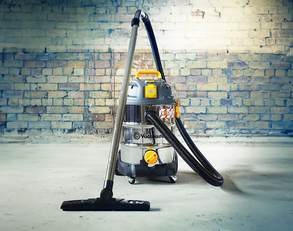 Heavy duty industrial wet vac on ireland building site