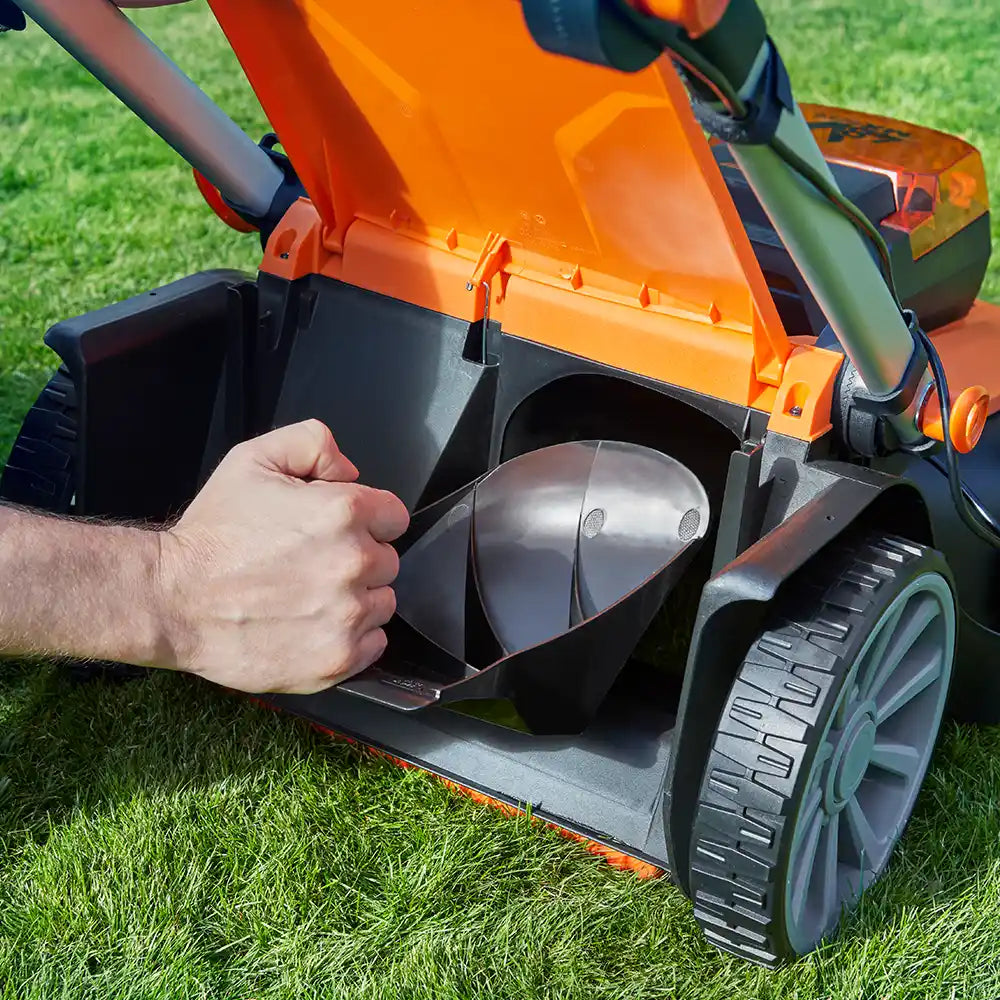 LawnMaster 46cm Lawn Mower Mulch Plug for mulching clippings Irish Garden