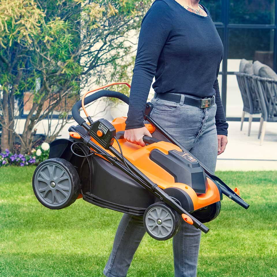 Cordless_Lawn_Mower_24V_37cm_Twinpack_LawnMaster_Carry_Handle