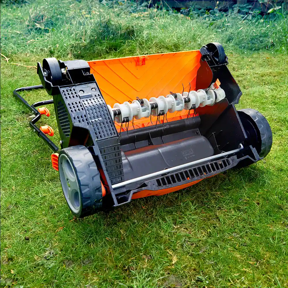 Electric Scarifier GV1333BCombo-01 LawnMaster Rake attachment