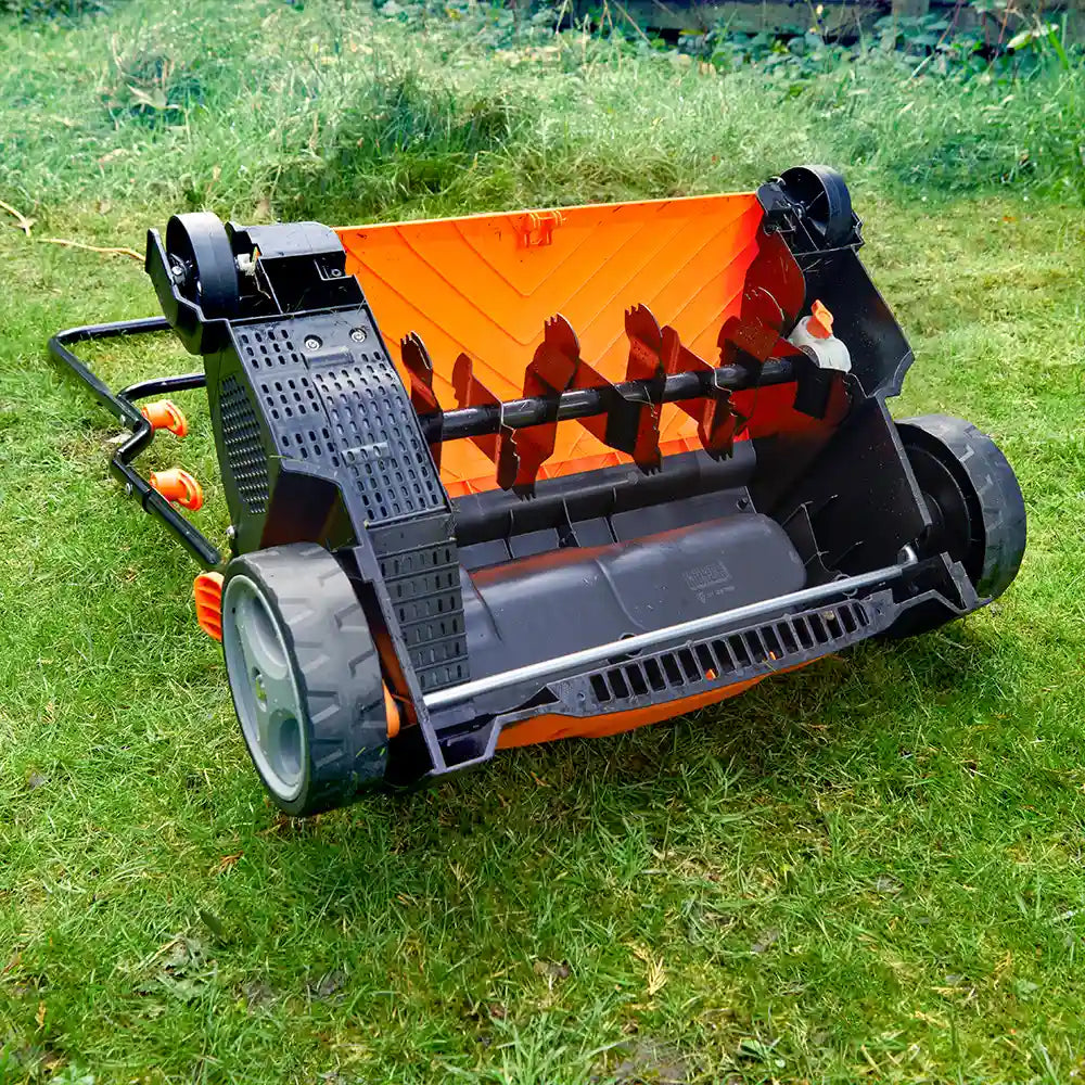 Electric Scarifier GV1333BCombo-01 LawnMaster Aerator