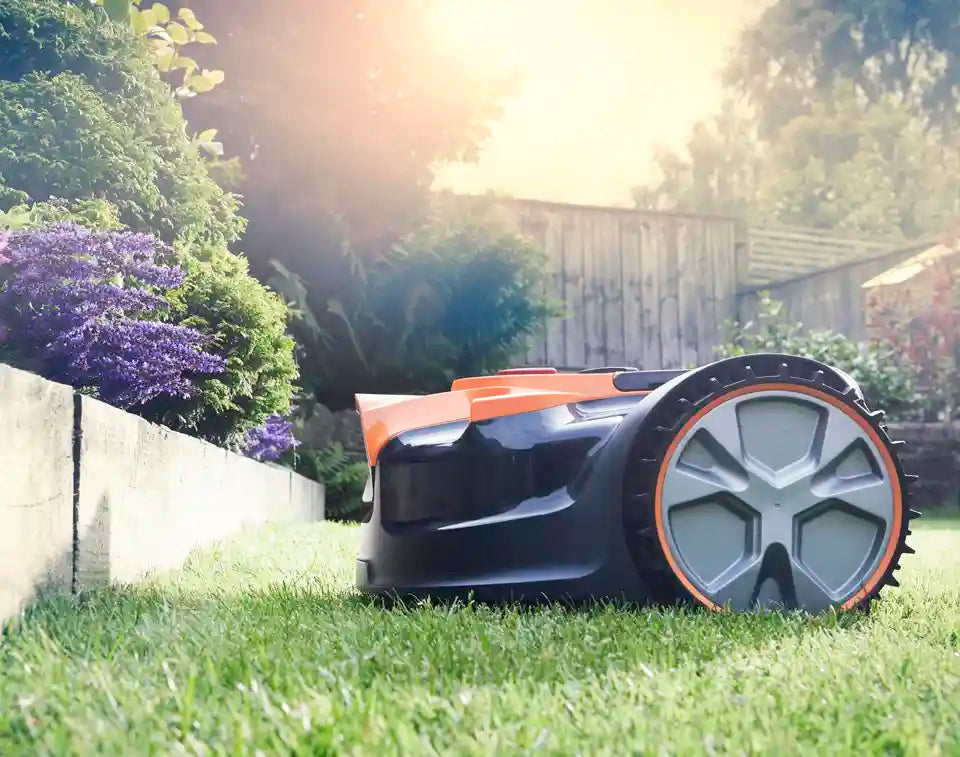 LawnMaster OcuMow 16 for smaller lawns Ireland