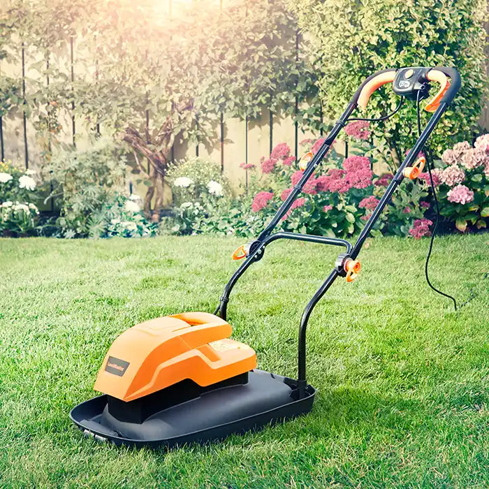 LawnMaster Powerful Hover Mulching Mower 33cm