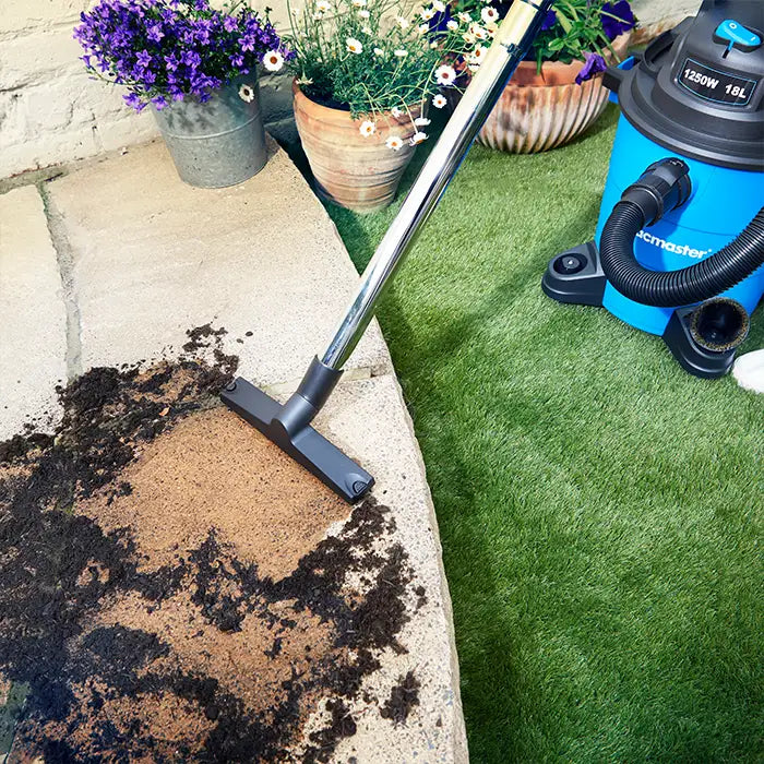 Garden vacuum cleaning patio