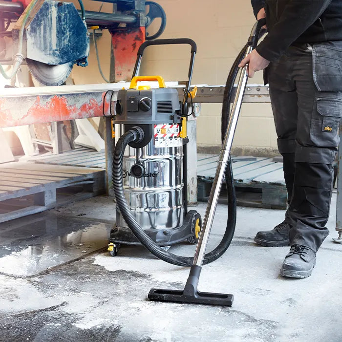 Vacmaster M Class Dust Extractor in Ireland
