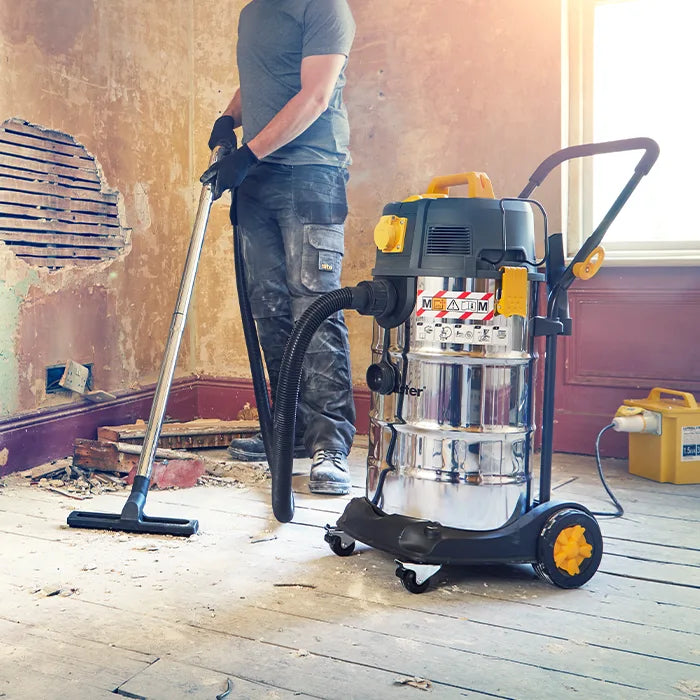 Vacmaster Dust Extractor on a Building Site