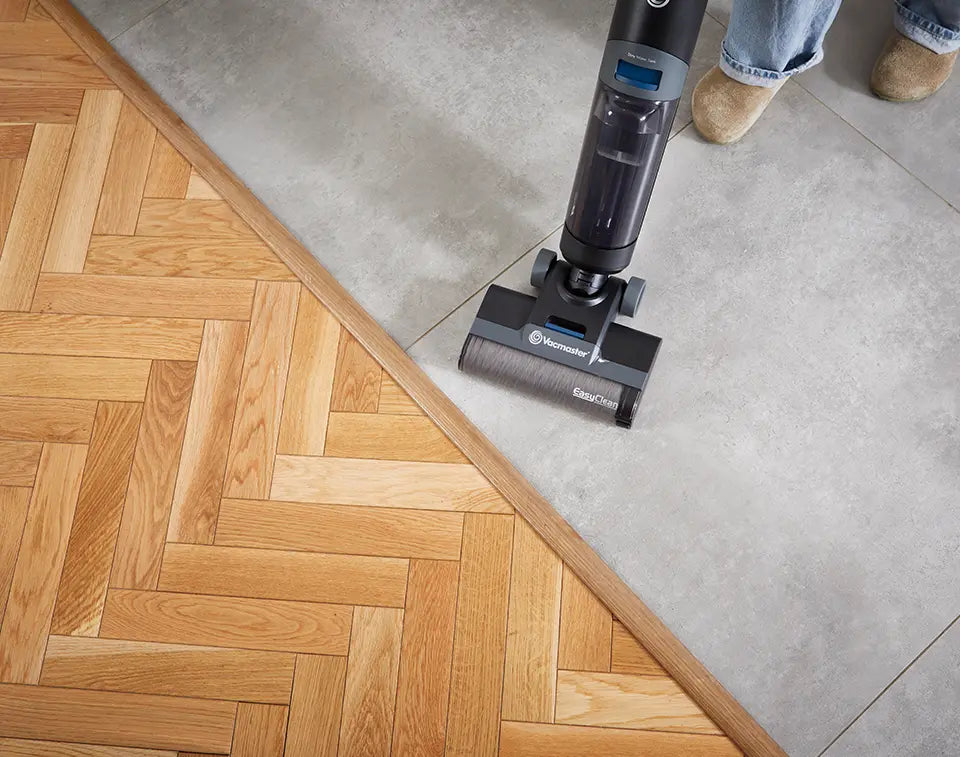 Vacmaster Hardfloor Cleaner HSC Deep Deep Cleaning a wooden floor